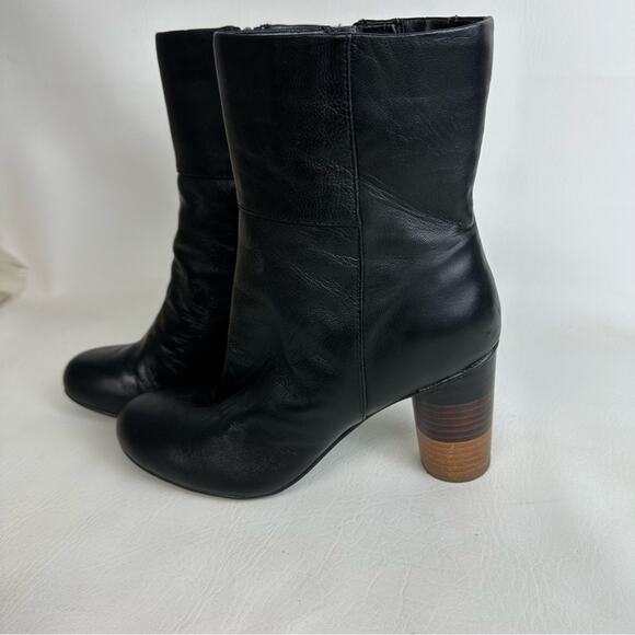 Very Volatile Womens Stacked Heeled Boots Black Leather Ankle Booties Size 6.5 - Picture 2 of 12